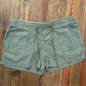 Green shorts- great for fall!